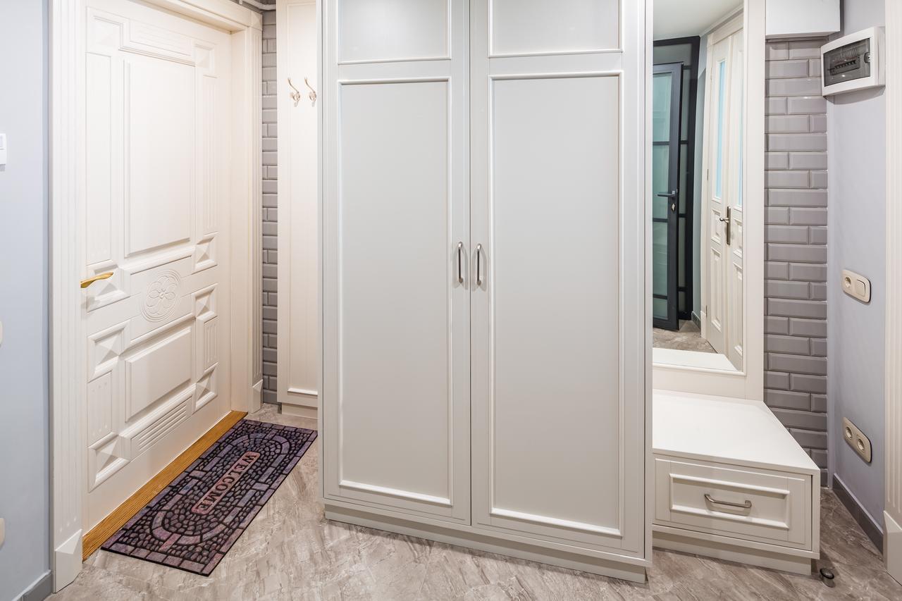 Romari апартименти площа Ринок Apartment Лвив Екстериор снимка